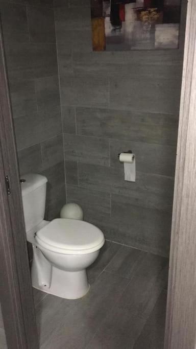 Apartamento A, A 3 Minutos De La Estacion Central De Bus Y Tren Málaga Dış mekan fotoğraf